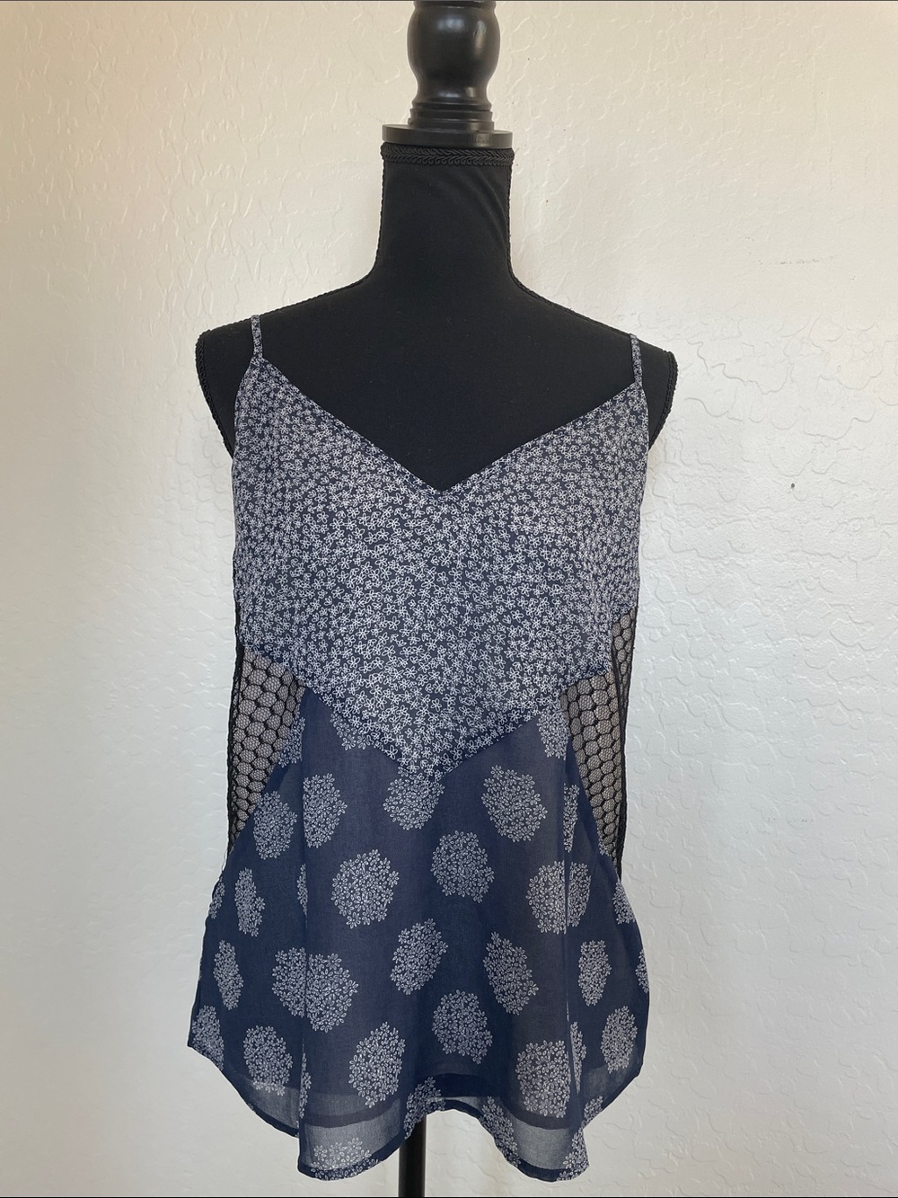 Avec Les Filles Navy and White Floral Mixed-Print Tank Top